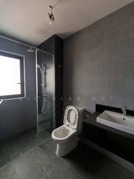 Servis Apartment untuk Dijual di Sunway Velocity TWO - Nicholas Ooi - Bathroom - PropertyGuru.com.my