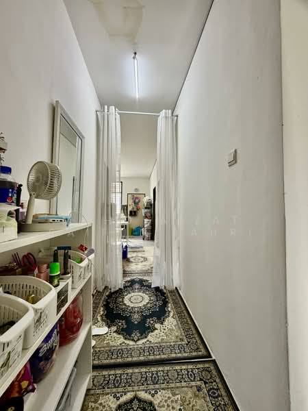 1-storey Terraced House for Sale in Taman Desa Intan (Kapar) - Mohd Aizat Saiful Bahri - Corridor - PropertyGuru.com.my