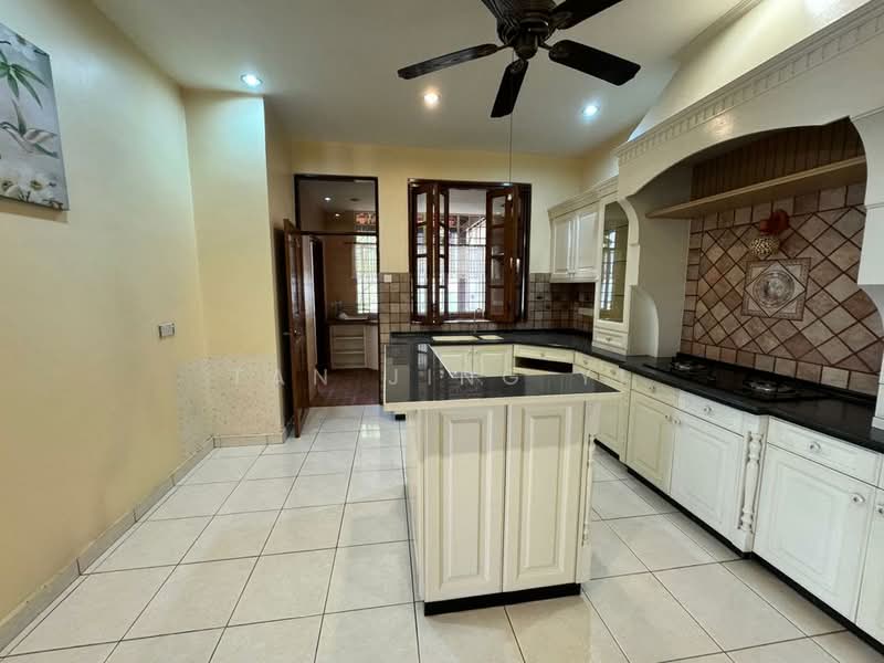 Semi-Detached House for Sale in Sungai Ara (Penang) - Tan Jing Yi - Kitchen - PropertyGuru.com.my