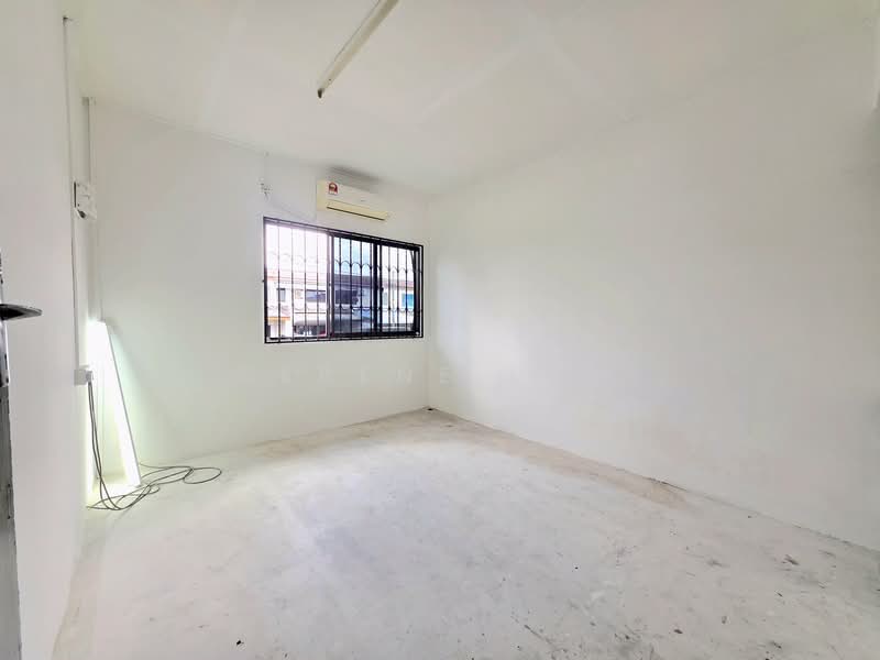 2-storey Terraced House for Sale in Taman Damai Jaya (Skudai) - Serene Low - PropertyGuru.com.my