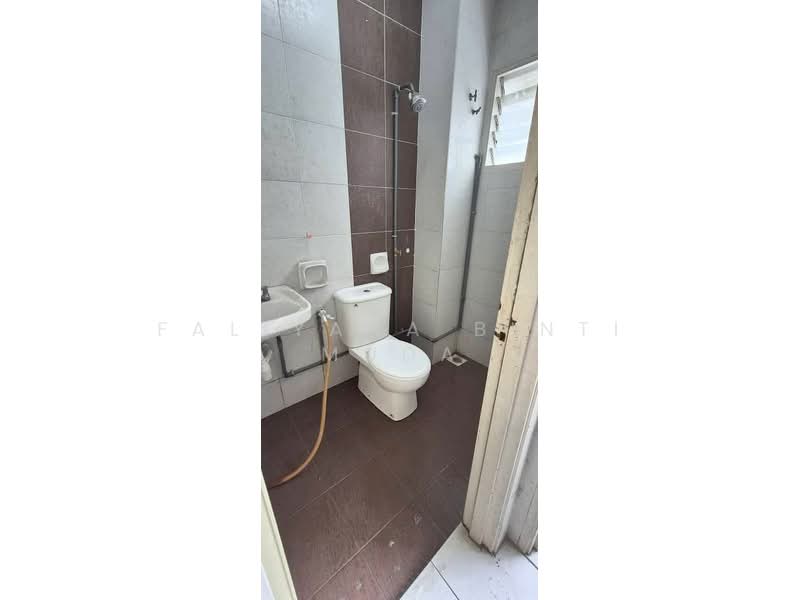 Townhouse for Rent in Bandar Saujana Putra (Tanjong Duabelas) - Faliyana binti Muda - PropertyGuru.com.my