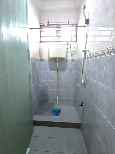 Rumah Teres 1 Tingkat untuk Dijual di Taman Puteri Wangsa (Ulu Tiram) - Karl Lim - Bathroom - PropertyGuru.com.my