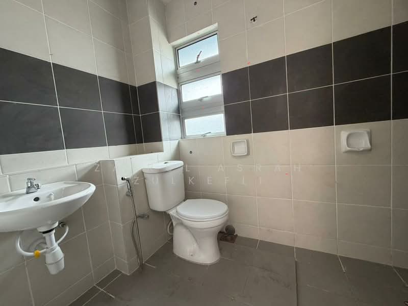 2-storey Terraced House for Sale in Seremban (Negeri Sembilan) - Zairul Asrah Zulkefli - Bathroom - PropertyGuru.com.my