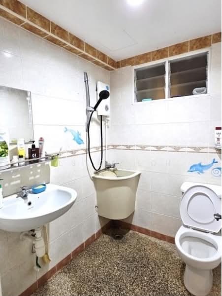 Condominium for Sale at Greenlane Park - Alston Loh - Bathroom - PropertyGuru.com.my