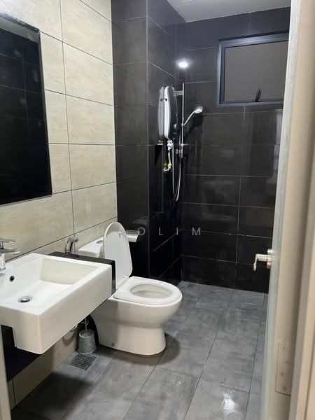 Kondominium untuk Disewa di Legend Heights - ChaoLim . - Bathroom - PropertyGuru.com.my
