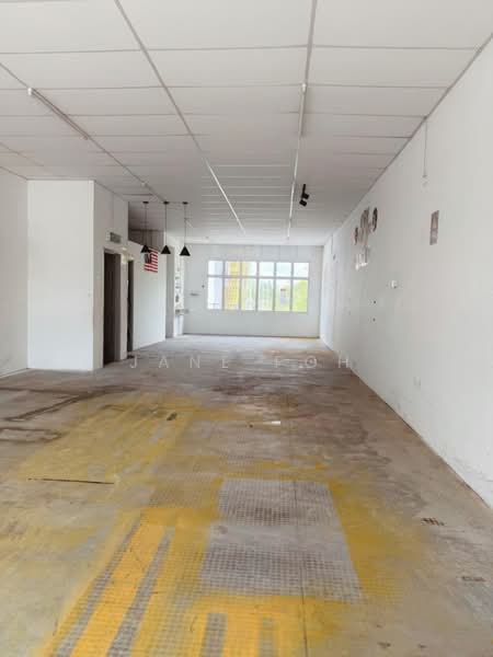 Shop for Rent in Taman Saujana (Kluang) - Jane Poh - Interior - PropertyGuru.com.my