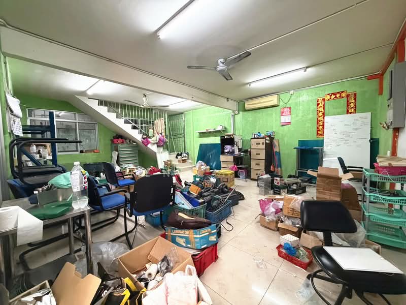 Warehouse for Rent in Sungai Pinang (Jelutong) - Jen Choo - Interior - PropertyGuru.com.my