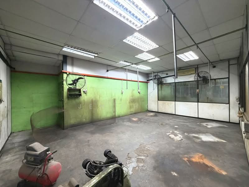 Warehouse for Rent in Sungai Pinang (Jelutong) - Jen Choo - Interior - PropertyGuru.com.my