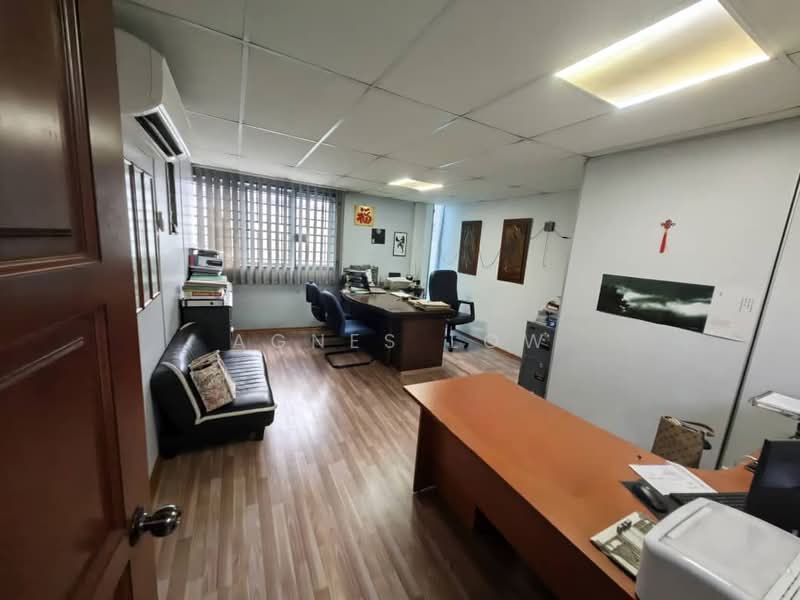 Kilang untuk Dijual di Taman Daya (Johor Bahru) - Agnes Low - PropertyGuru.com.my