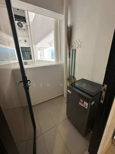 Kondominium untuk Disewa di Senzvilles (Senzo Residence) - Zhen Hong - Balcony - PropertyGuru.com.my