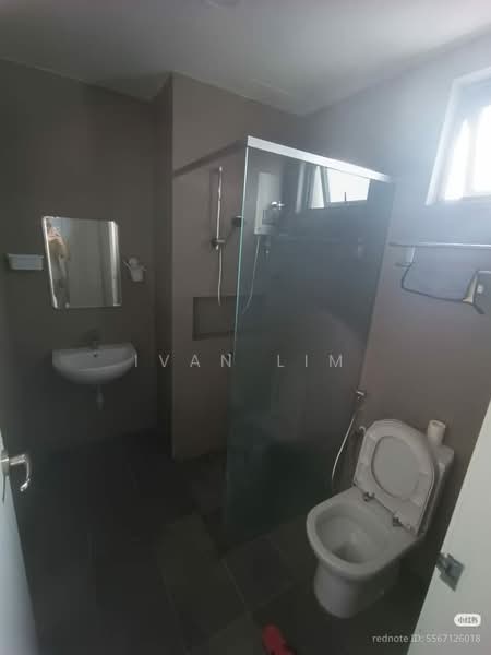 Servis Apartment untuk Dijual di Akasa - Ivan Lim - Bathroom - PropertyGuru.com.my