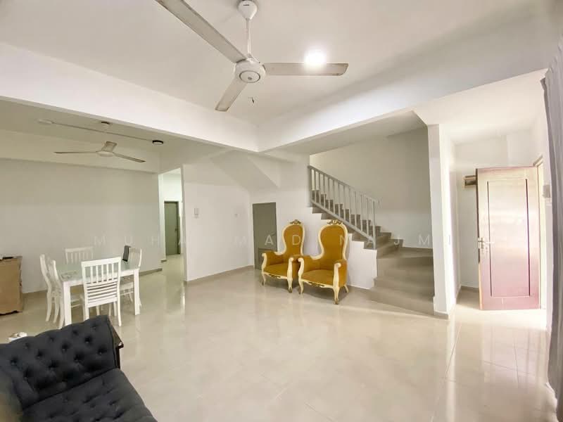 2-storey Terraced House for Sale in Bandar Baru Kerteh (Kerteh) - Muhammad Najmi - Living Room - PropertyGuru.com.my