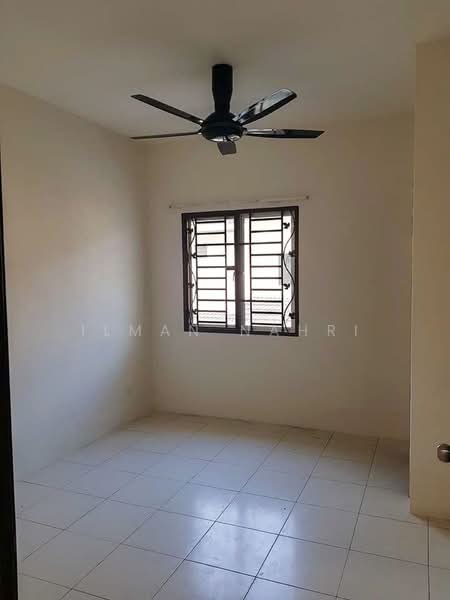 2-storey Terraced House for Sale in Taman Indah Klia (Sepang) - Ilman Nahri - Interior - PropertyGuru.com.my