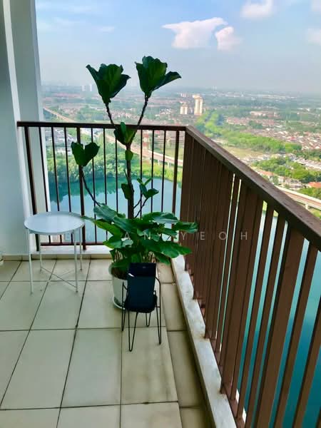Servis Apartment untuk Disewa di Putra Residence - Bryan Yeoh - Balcony - PropertyGuru.com.my