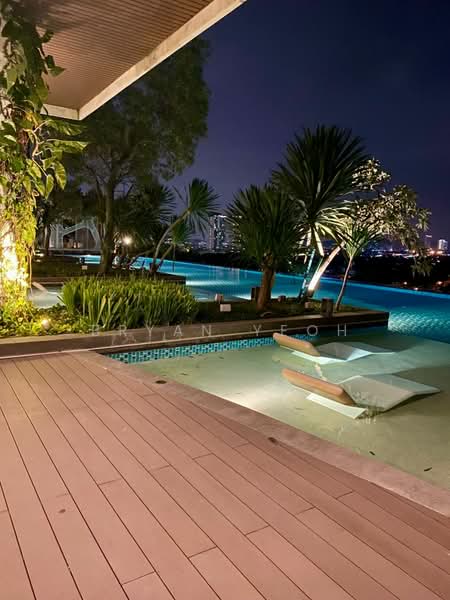 Servis Apartment untuk Disewa di Putra Residence - Bryan Yeoh - Pool - PropertyGuru.com.my