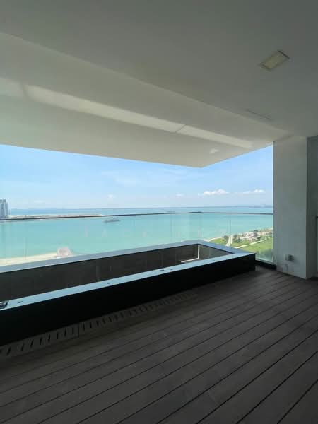 Kondominium untuk Dijual di Setia V Residences - Jack Law - Balcony - PropertyGuru.com.my