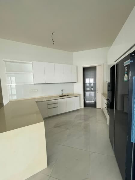 Kondominium untuk Dijual di Setia V Residences - Jack Law - Kitchen - PropertyGuru.com.my