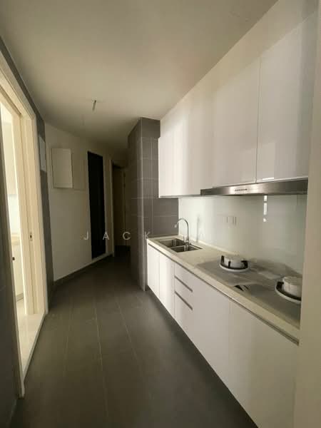 Kondominium untuk Dijual di Setia V Residences - Jack Law - Kitchen - PropertyGuru.com.my