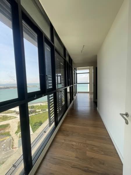 Kondominium untuk Dijual di Setia V Residences - Jack Law - Corridor - PropertyGuru.com.my
