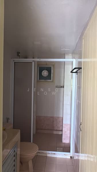 Condominium for Rent at Bintang Mas - Jenson Low - Bathroom - PropertyGuru.com.my