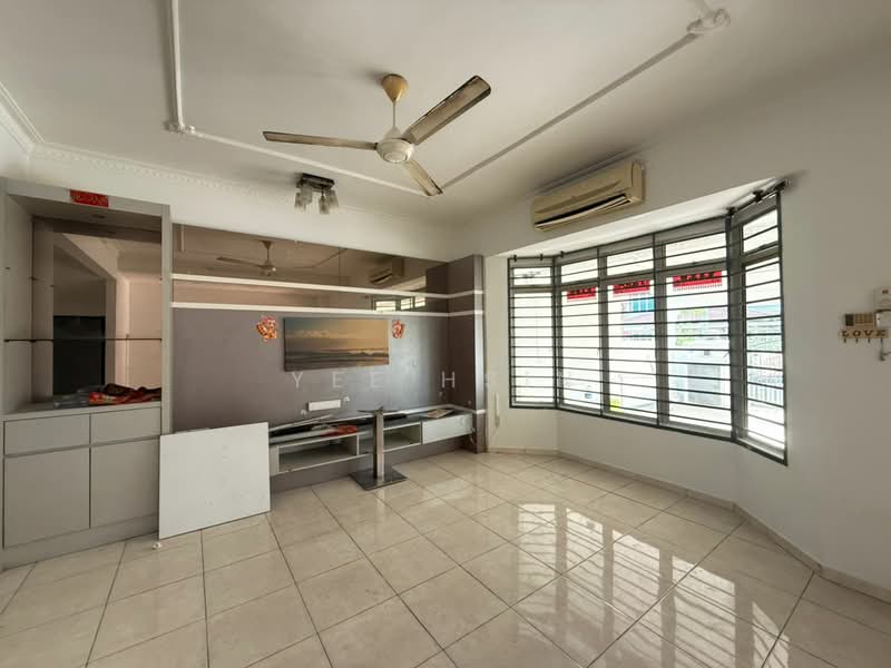 Rumah Teres 2 Tingkat untuk Dijual di Taman Ehsan Jaya (Ulu Tiram) - Yee Hsin - PropertyGuru.com.my