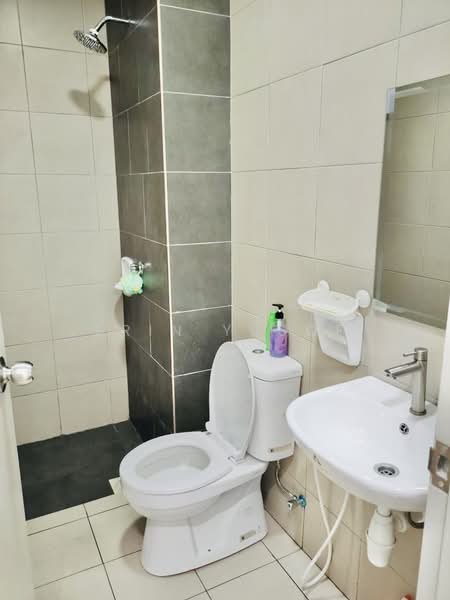 Service Residence for Rent at SkyLake Residence - Erin Yusof - Bathroom - PropertyGuru.com.my