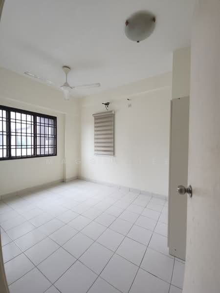 Apartment for Sale at Danga View Apartment - Maggie Lee - Interior - PropertyGuru.com.my