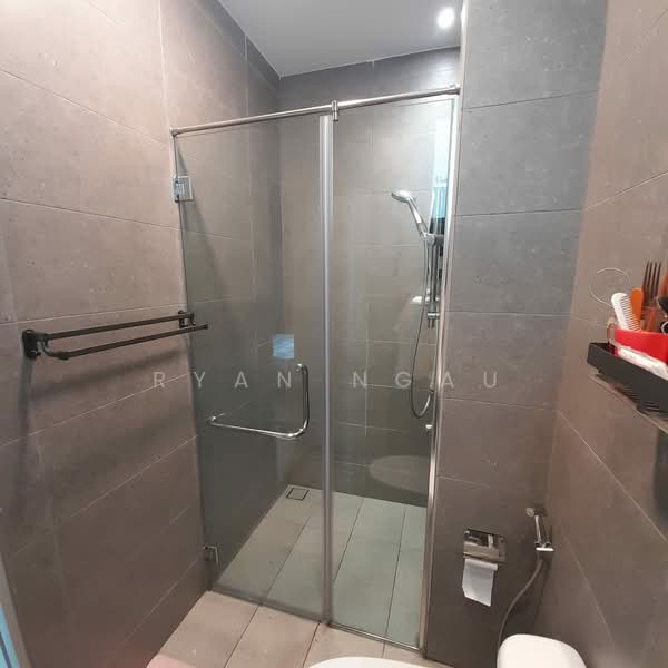 Condominium for Rent at Verando Residence - Ryan Ngau - Bathroom - PropertyGuru.com.my