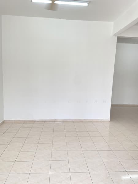 2-storey Terraced House for Sale in Taman Tiara (Tangkak) - Alex Cheah - Living area - PropertyGuru.com.my