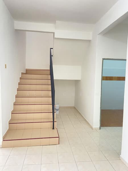 2-storey Terraced House for Sale in Taman Tiara (Tangkak) - Alex Cheah - Staircase & store room - PropertyGuru.com.my