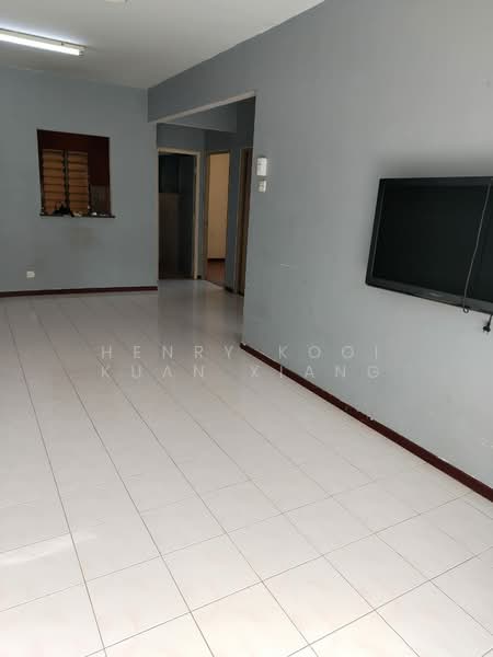 Condominium for Sale at Tiara Intan - Henry Kooi Kuan Xiang - Living Room - PropertyGuru.com.my