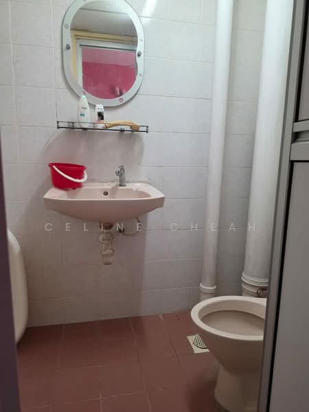 Kondominium untuk Dijual di Desa Medura - Celine Cheah - Bathroom - PropertyGuru.com.my