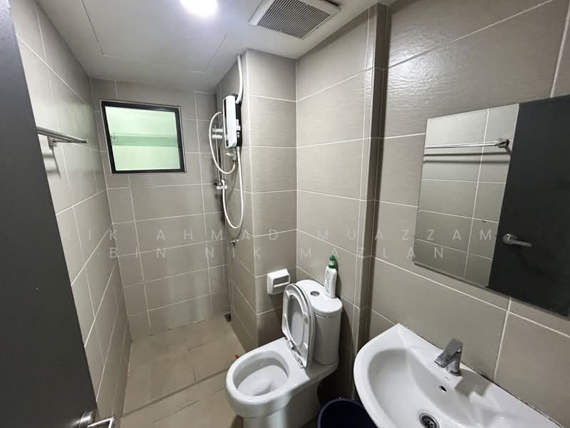 Condominium for Rent at Emira Residence - Nik Ahmad Muazzam Bin Nik Mazlan - Bathroom - PropertyGuru.com.my