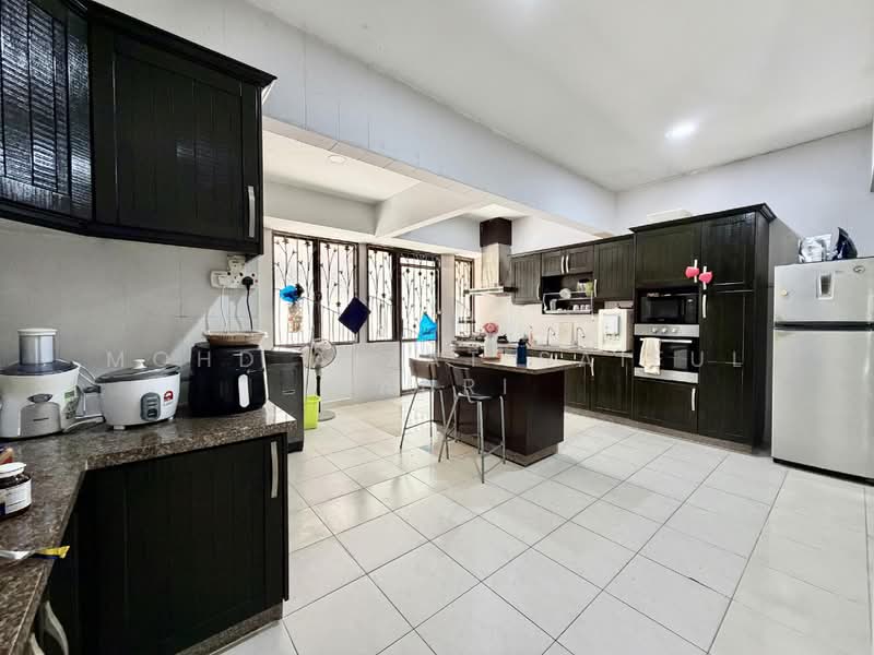 Semi-Detached House for Sale in Laman Residen Kipark Sri Utara (Batu Caves) - Mohd Aizat Saiful Bahri - Kitchen - PropertyGuru.com.my