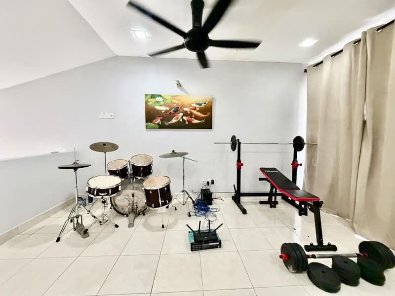 Semi-Detached House for Sale in Laman Residen Kipark Sri Utara (Batu Caves) - Mohd Aizat Saiful Bahri - Gym - PropertyGuru.com.my