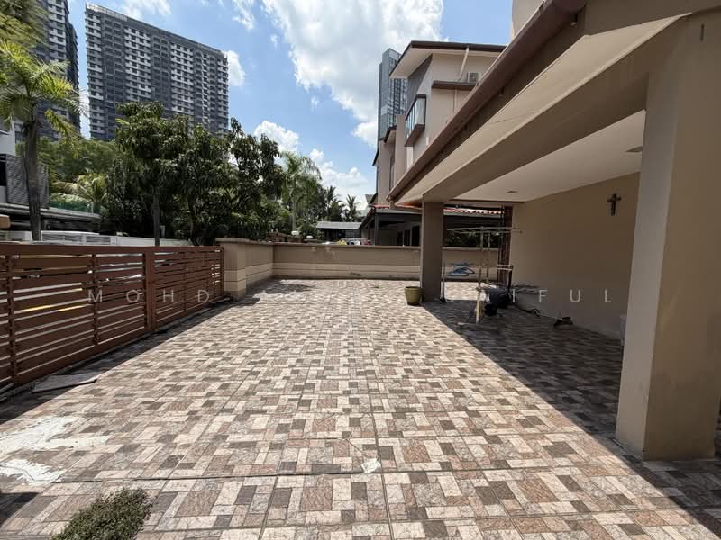 Semi-Detached House for Sale in Laman Residen Kipark Sri Utara (Batu Caves) - Mohd Aizat Saiful Bahri - Exterior - PropertyGuru.com.my