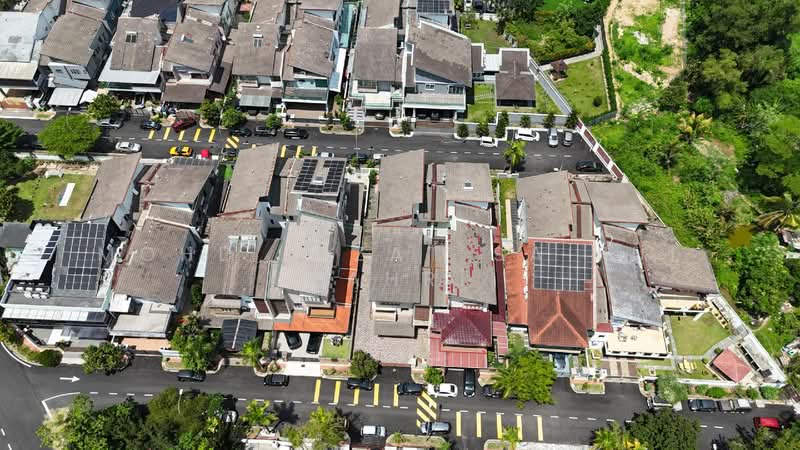 Semi-Detached House for Sale in Laman Residen Kipark Sri Utara (Batu Caves) - Mohd Aizat Saiful Bahri - Exterior - PropertyGuru.com.my