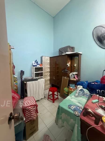 Rumah Teres 1 Tingkat untuk Dijual di Taman Pendamar Indah (Klang) - Daniel Kok - Bedroom - PropertyGuru.com.my