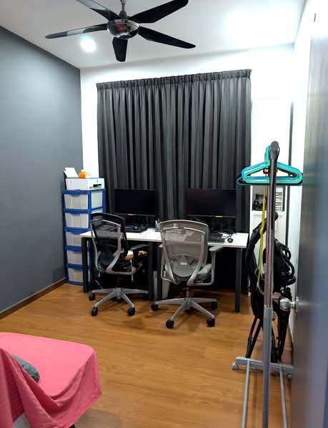 Kondominium untuk Dijual di Zefer Hill Residence - Ann . - Study - PropertyGuru.com.my