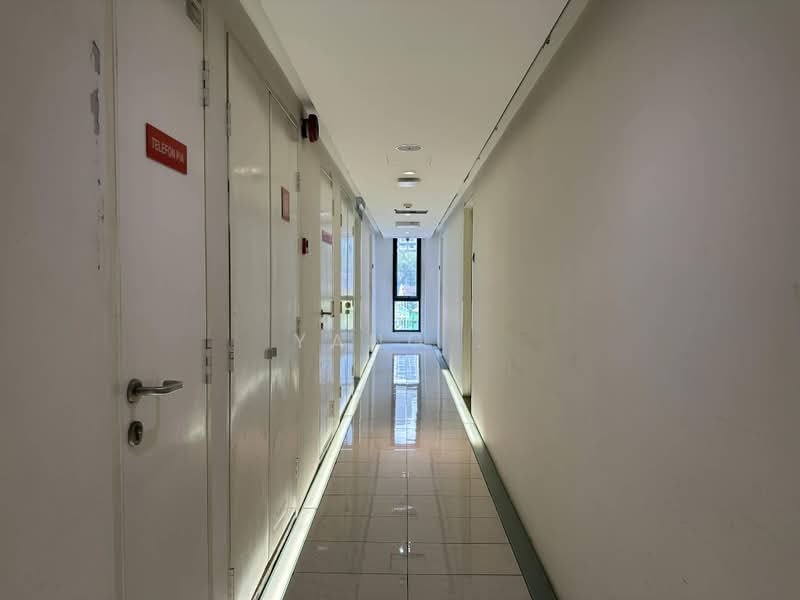 Hotel / Resort for Sale in Bukit Bintang (KL City Centre) - Yang . - Corridor - PropertyGuru.com.my
