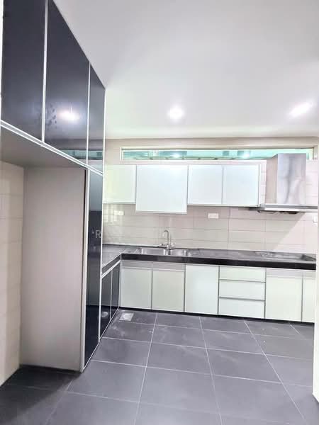 Rumah Kluster untuk Dijual di Johor Bahru (Johor) - Rain Ng - Kitchen - PropertyGuru.com.my
