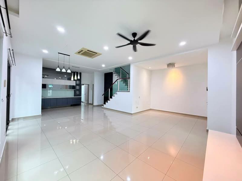 Rumah Kluster untuk Dijual di Johor Bahru (Johor) - Rain Ng - Living Room - PropertyGuru.com.my