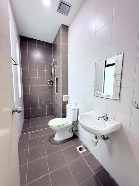 Rumah Kluster untuk Dijual di Johor Bahru (Johor) - Rain Ng - Bathroom - PropertyGuru.com.my