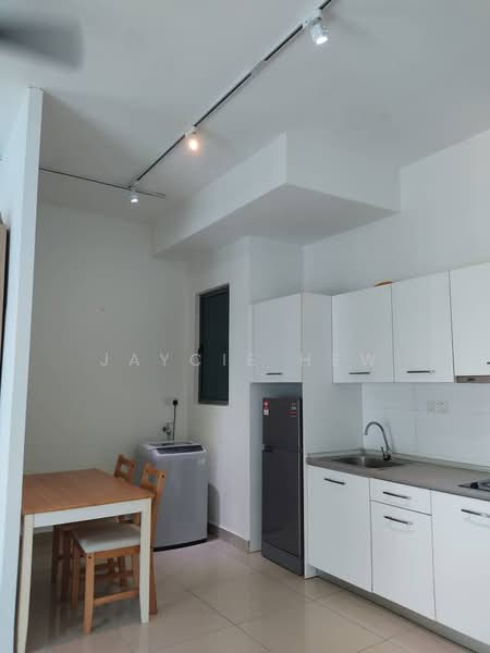 Servis Apartment untuk Disewa di Cybersquare - Jaycie Hew - Kitchen - PropertyGuru.com.my