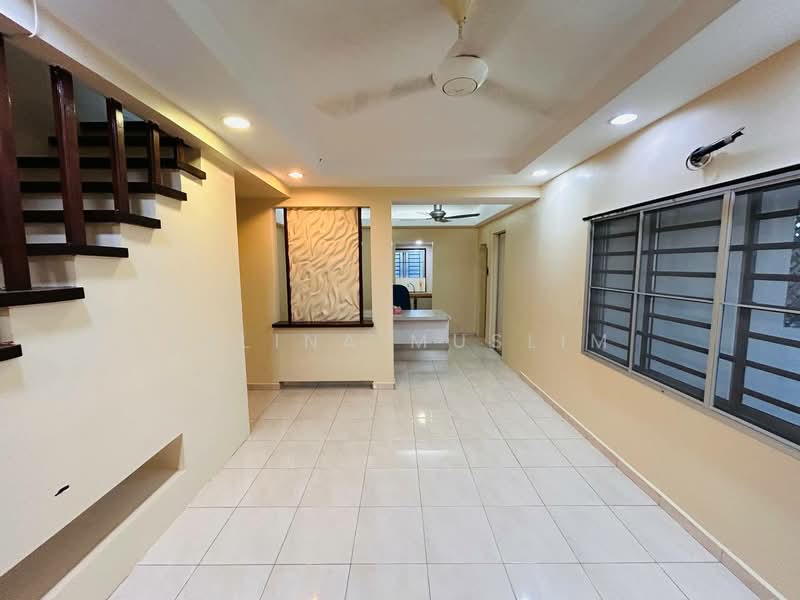 2-storey Terraced House for Sale in Taman Pontian Jaya (Pontian) - Azlina Muslim - Living Room - PropertyGuru.com.my