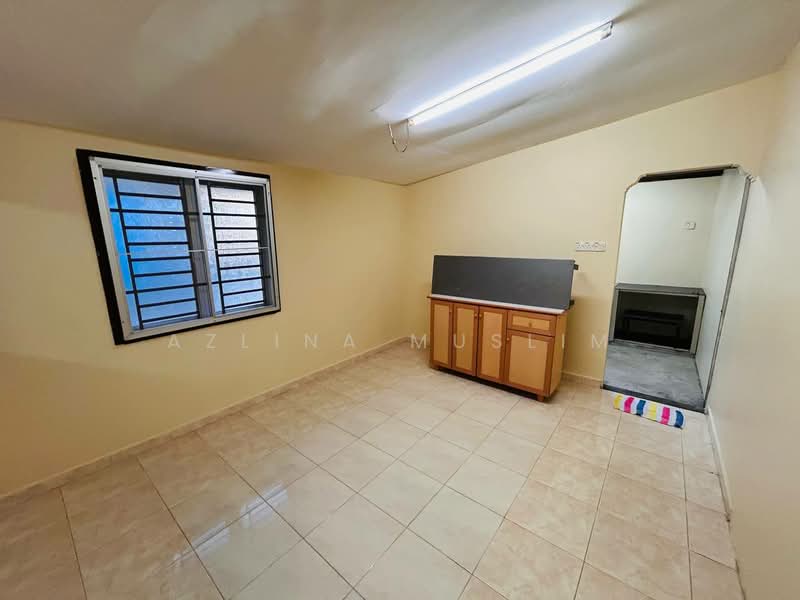 2-storey Terraced House for Sale in Taman Pontian Jaya (Pontian) - Azlina Muslim - Interior - PropertyGuru.com.my