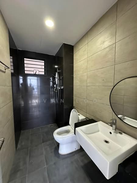 Kondominium untuk Disewa di Legend Heights - Ivan Loo - Bathroom - PropertyGuru.com.my