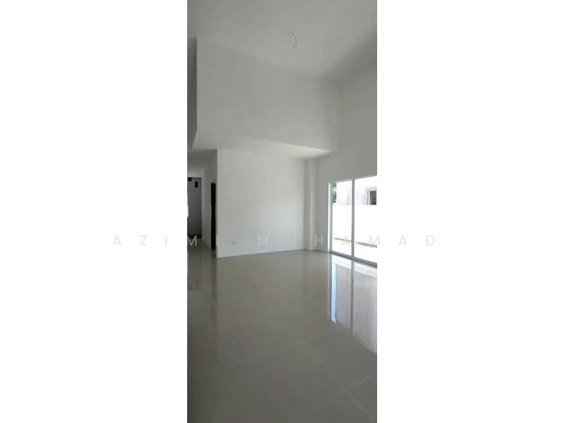 2-storey Terraced House for Sale in Batu Gajah (Perak) - Azimi Muhamad - Living Room - PropertyGuru.com.my
