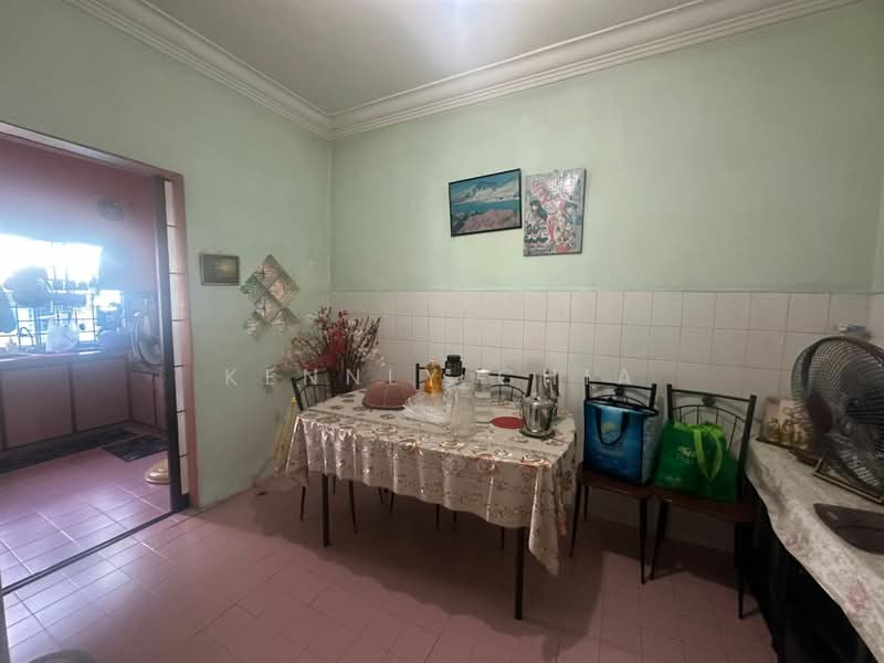 2-storey Terraced House for Sale in Masai (Johor) - Kennly Chia - Dining Room - PropertyGuru.com.my