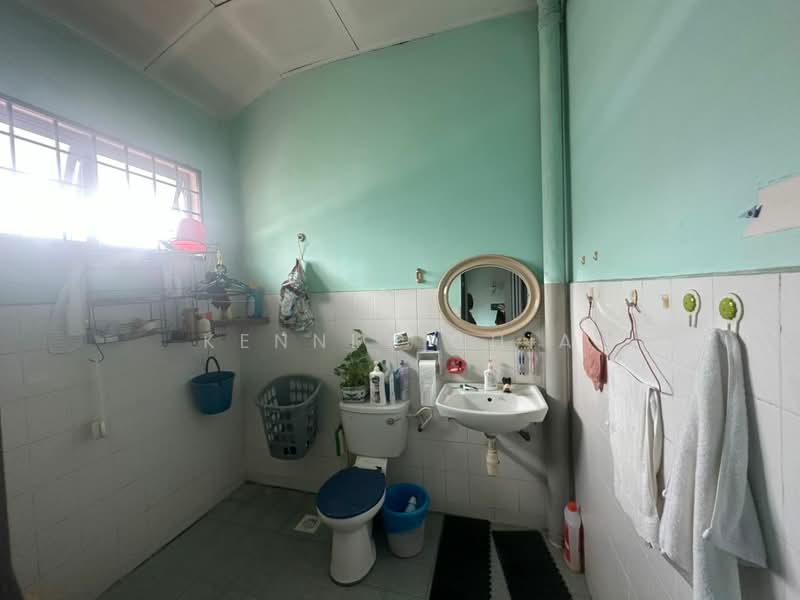 2-storey Terraced House for Sale in Masai (Johor) - Kennly Chia - Bathroom - PropertyGuru.com.my